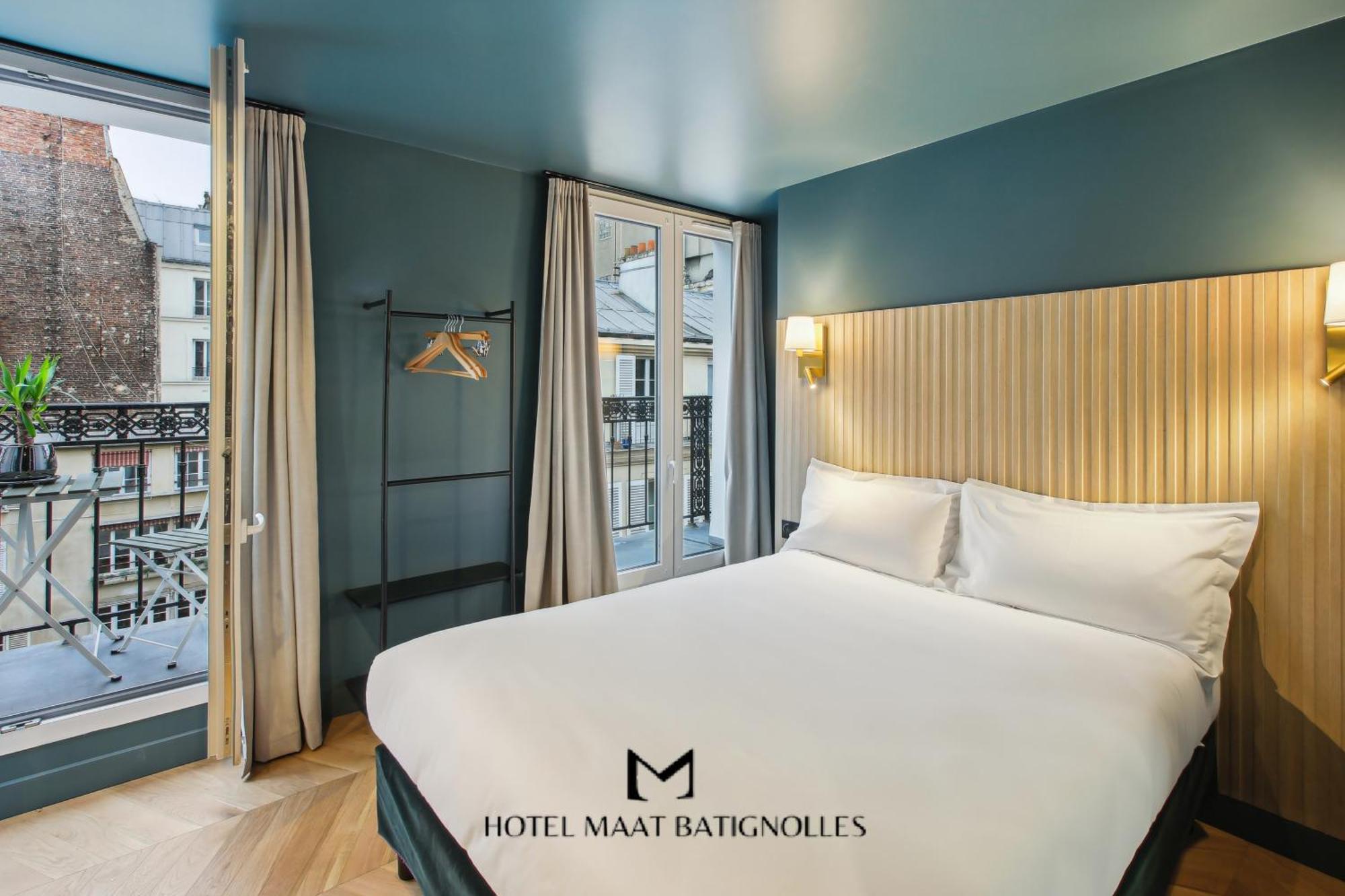 Hotel Maat Batignolles Paris Exterior photo